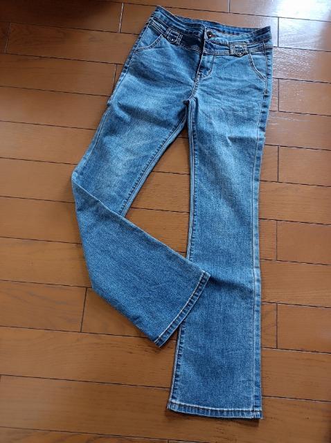 デイクローゼット★DAY CLOSET★全方向伸び伸び美脚足長ブーツカット.フレアデニム★オススメ★ < 女性ファッション デイクローゼット★DAY CLOSET★全方向伸び伸び美脚足長ブーツカット.フレアデニム★オススメ★ < 女性ファッションの