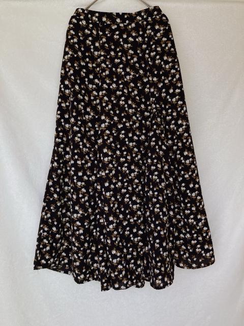 Aライン ふんわり フレア 小花柄 裏地付き シック ロングスカート M GRL N2m < ブランド Aライン ふんわり フレア 小花柄 裏地付き シック ロングスカート M GRL N2m < ブランドの