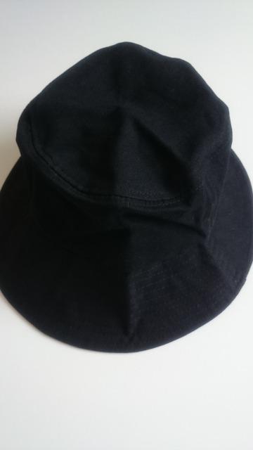 新品タグ付き★カジュアルハット★ブラック★ストラップ付き★帽子★ < 女性ファッション 新品タグ付き★カジュアルハット★ブラック★ストラップ付き★帽子★ < 女性ファッションの