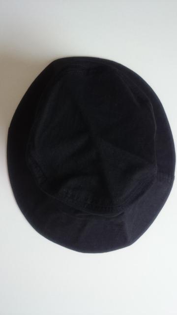 新品タグ付き★カジュアルハット★ブラック★ストラップ付き★帽子★ < 女性ファッション 新品タグ付き★カジュアルハット★ブラック★ストラップ付き★帽子★ < 女性ファッションの