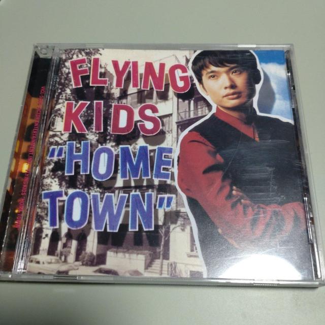 FLYINGKIDS HOMETOWN < CD/DVD/ビデオ  FLYINGKIDS HOMETOWN  < CD/DVD/ビデオの