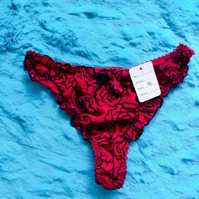 大人Sexy。。。透けシフォン&ジャガード薔薇柄Tバック。。。パンティー。。ショーツ。。。バラ。。レッド。。。赤 < 女性ファッション  大人Sexy。。。透けシフォン&ジャガード薔薇柄Tバック。。。パンティー。。ショーツ。。。バラ。。レッド。。。赤  < 女性ファッションの