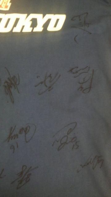 FC東京 13選手 直筆サイン入り Tシャツ < レジャー/スポーツ  FC東京 13選手 直筆サイン入り Tシャツ < レジャー/スポーツの