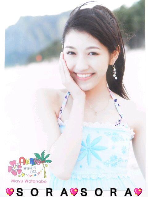【AKB48 渡辺麻友】海外旅行日記〜ハワイはハワイ〜DVD特典生写真B < タレントグッズ 【AKB48 渡辺麻友】海外旅行日記〜ハワイはハワイ〜DVD特典生写真B < タレントグッズの