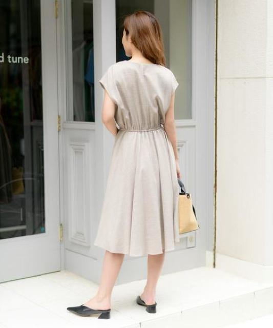 TV着用●定価14,300円●リネンワンピース●TONALトーナル●Beigeベージュ●38 S M < 女性ファッション  TV着用●定価14,300円●リネンワンピース●TONALトーナル●Beigeベージュ●38 S M < 女性ファッションの