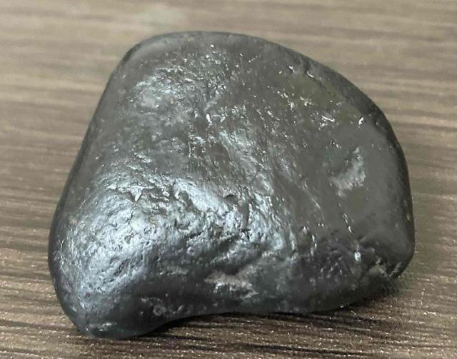 2,000円スタート!「ワイヤー作家」や「ジュエリー作家」の素材に阿波隕石(メテオライト)原石 < 女性ファッション  2,000円スタート!「ワイヤー作家」や「ジュエリー作家」の素材に阿波隕石(メテオライト)原石 < 女性ファッションの