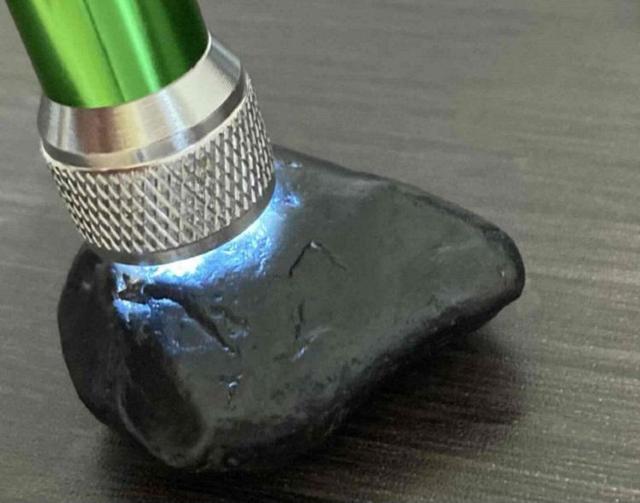 2,000円スタート!「ワイヤー作家」や「ジュエリー作家」の素材に阿波隕石(メテオライト)原石 < 女性ファッション  2,000円スタート!「ワイヤー作家」や「ジュエリー作家」の素材に阿波隕石(メテオライト)原石 < 女性ファッションの