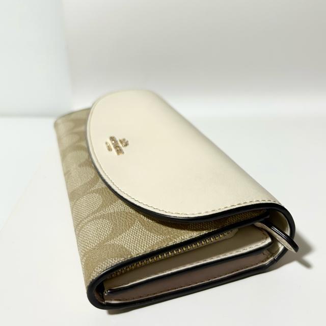 COACH R[` VOl`[ ܂蒷z PVC U[