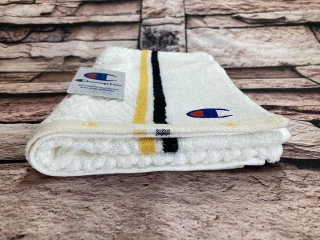 送料無料!【Champion】(チャンピオン) 刺繍入りスポーツタオル1枚 < インテリア/ライフ 送料無料!【Champion】(チャンピオン) 刺繍入りスポーツタオル1枚 < インテリア/ライフの