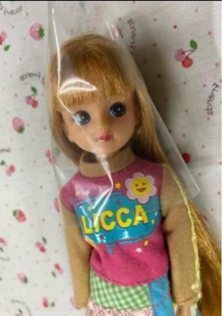 リカちゃん人形本体と写真の服 匿名発送 送料込み < おもちゃ  リカちゃん人形本体と写真の服 匿名発送 送料込み < おもちゃの