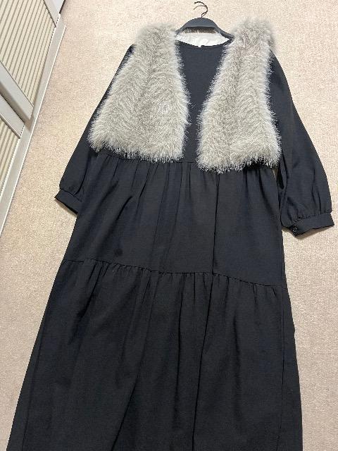 ワンピース➕ファーベストセット品 < 女性ファッション ワンピース➕ファーベストセット品 < 女性ファッションの