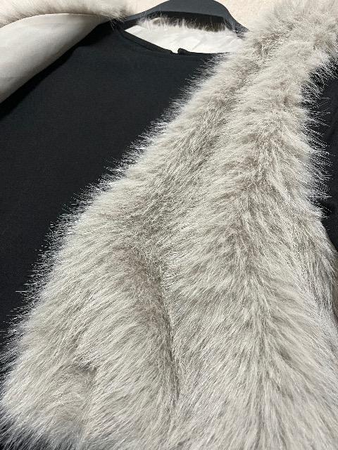 ワンピース➕ファーベストセット品 < 女性ファッション ワンピース➕ファーベストセット品 < 女性ファッションの