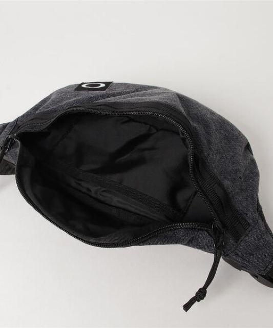 ☆OAKLEY オークリー ボディバッグ ウエストバッグ/メンズ☆ブラック < ブランド ☆OAKLEY オークリー ボディバッグ ウエストバッグ/メンズ☆ブラック < ブランドの
