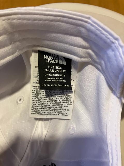 THE NORTH FACE ユニセックス CAP フリーサイズ レインボー刺繍 < 男性ファッション  THE NORTH FACE ユニセックス CAP フリーサイズ レインボー刺繍 < 男性ファッションの