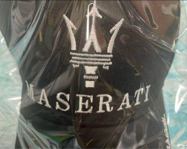 帽子/キャップ『MASERATIマセラティ 刺繍 黒/ホワイトエッジ』新品 < 男性ファッション  帽子/キャップ『MASERATIマセラティ 刺繍 黒/ホワイトエッジ』新品 < 男性ファッションの