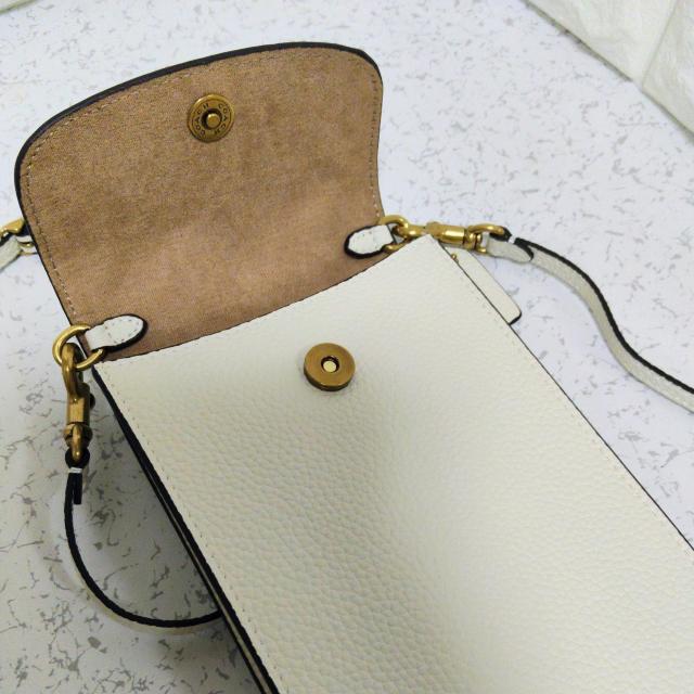 �V�i COACH �@�t�H�[���N���X�{�f�B�o�b�O�@�X�}�z�V�����_�[ �@�J�[�L�}���`�@�΂߂���OK�B �� �u�����h�� 