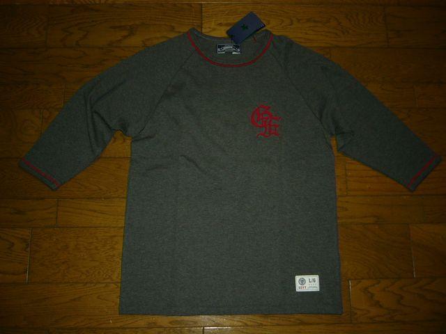 新品GOODENOUGHIVYグッドイナフカットソーLCフェルトロゴロンT < ブランド 新品GOODENOUGHIVYグッドイナフカットソーLCフェルトロゴロンT < ブランドの