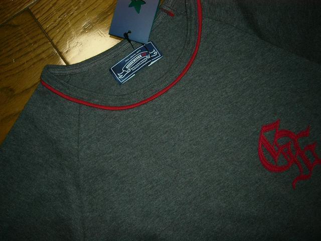 新品GOODENOUGHIVYグッドイナフカットソーLCフェルトロゴロンT < ブランド 新品GOODENOUGHIVYグッドイナフカットソーLCフェルトロゴロンT < ブランドの