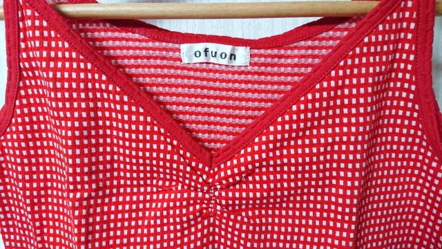 イトキン ofuon 赤 ギンガムチェック キャミソ―ル M〜L < 女性ファッション イトキン ofuon 赤 ギンガムチェック キャミソ―ル M〜L < 女性ファッションの