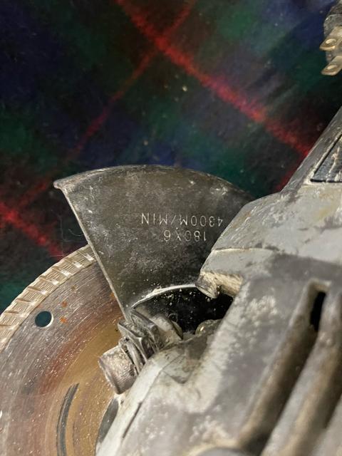 日立(HITACHI)製 ディスクグラインダー「PD-180A」 電動工具 日立工機 工具 < ペット/手芸/園芸 日立(HITACHI)製 ディスクグラインダー「PD-180A」 電動工具 日立工機 工具 < ペット/手芸/園芸の