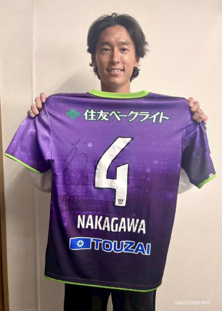 #4 中川 創 選手着用 直筆サイン入り 1st ユニフォーム 上下 < レジャー/スポーツ #4 中川 創 選手着用 直筆サイン入り 1st ユニフォーム 上下 < レジャー/スポーツの