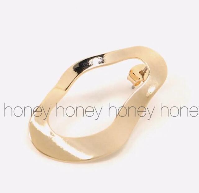 セール●定価1,639円●moussyマウジー【新品】アシンメトリーピアス●ゴールド < ブランド  セール●定価1,639円●moussyマウジー【新品】アシンメトリーピアス●ゴールド < ブランドの