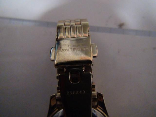 マイケル・コース クォーツレディース用 動作確認済み!。 < 女性アクセサリー/時計  マイケル・コース クォーツレディース用 動作確認済み!。 < 女性アクセサリー/時計の