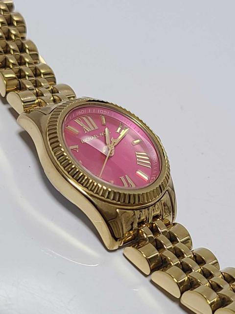 マイケル・コース クォーツレディース用 動作確認済み!。 < 女性アクセサリー/時計  マイケル・コース クォーツレディース用 動作確認済み!。 < 女性アクセサリー/時計の