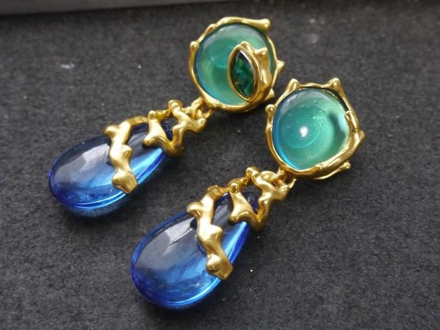 新品 アンティーク調アクアカラーゴシックピアス < 女性アクセサリー/時計 新品 アンティーク調アクアカラーゴシックピアス < 女性アクセサリー/時計の