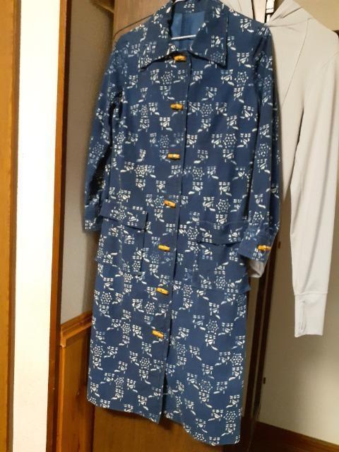 50年前の藍色春、秋コートオーダーメイド7号着丈110身長150弱47.8キロ位の方に < 女性ファッション  50年前の藍色春、秋コートオーダーメイド7号着丈110身長150弱47.8キロ位の方に < 女性ファッションの