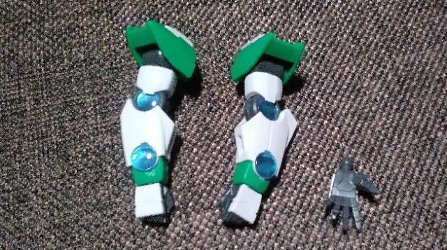 △HG ダブルオーシアクアンタ 腕 < ホビー  △HG ダブルオーシアクアンタ 腕  < ホビーの