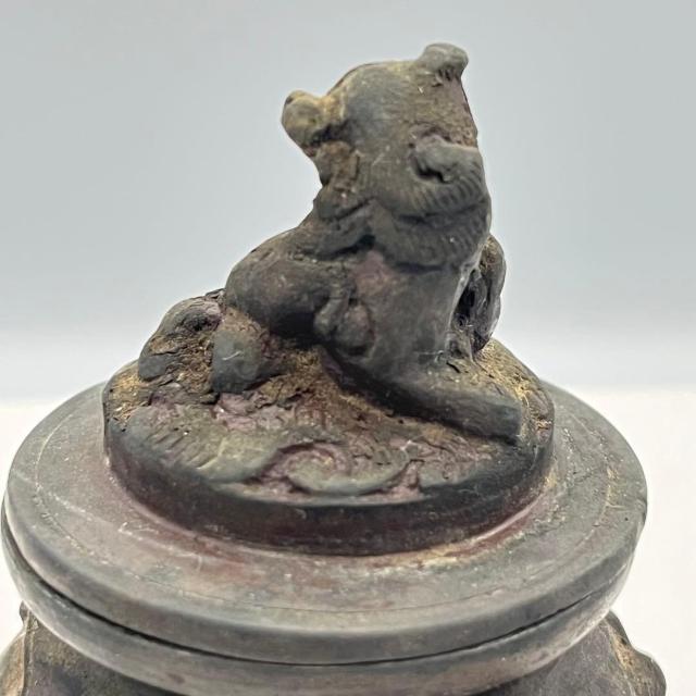 香炉 三足 獅子 象 時代物 箱有 インテリア アンティーク 骨董 金属製 < インテリア/ライフ 香炉 三足 獅子 象 時代物 箱有 インテリア アンティーク 骨董 金属製 < インテリア/ライフの