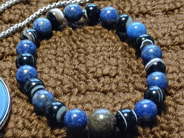 ��_���ł��B���͂Ȗ������p���[�Q�_�@�l�b�N���X�ƃu���X�̃Z�b�g�ł��B�u���E�́v �� �����A�N�Z�T���[/���v�� 