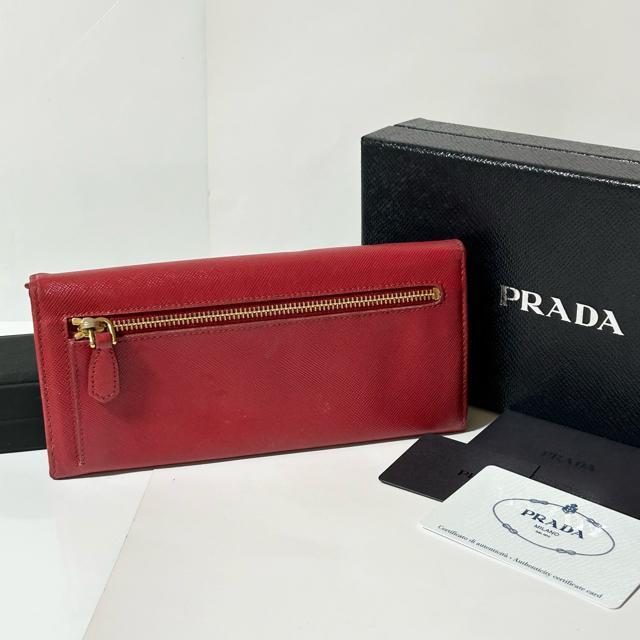 PRADA �v���_ �T�t�B�A�[�m���U�[ �����z ���b�h �� �M�������e�B�t�� �� �u�����h�� 