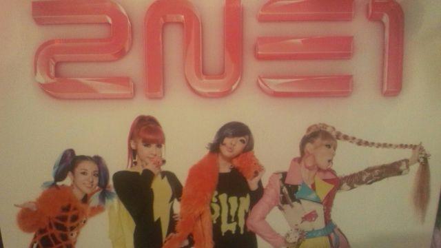 激安!超レア!☆2NE1/GO AWAY☆初回限定盤/CD+DVD☆超美品! < タレントグッズ  激安!超レア!☆2NE1/GO AWAY☆初回限定盤/CD+DVD☆超美品!  < タレントグッズの