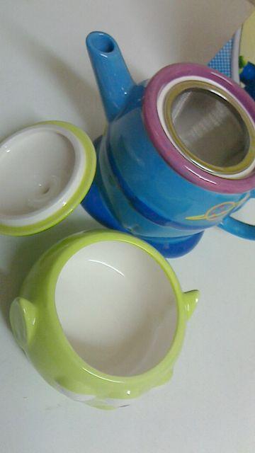 エイリアン茶漉し付きティーポット「カップ付き」 < ホビー  エイリアン茶漉し付きティーポット「カップ付き」 < ホビーの