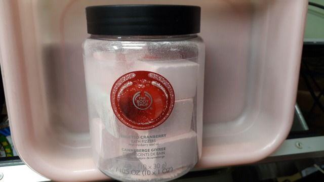 未使用THE BODY SHOPバスフィザーズ フロステッドクランベリー < ブランド 未使用THE BODY SHOPバスフィザーズ フロステッドクランベリー < ブランドの