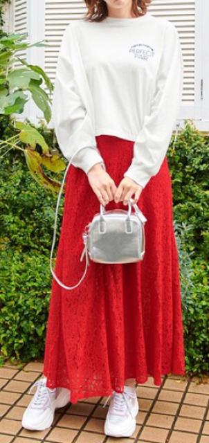 GU・レッドカラーレースフレアロングスカートXL < ブランド GU・レッドカラーレースフレアロングスカートXL < ブランドの