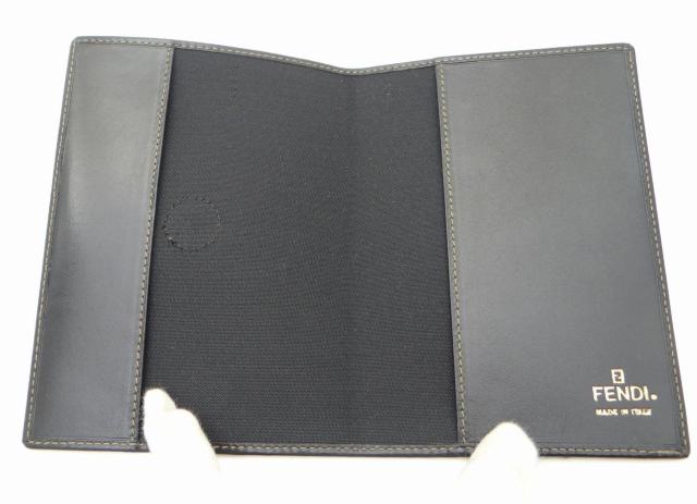 FENDI フェンディ ペカン柄 PVCキャンバス×レザー 手帳カバー マルチカバー<美品>【送料無料】 < ブランド  FENDI フェンディ ペカン柄 PVCキャンバス×レザー 手帳カバー マルチカバー<美品>【送料無料】 < ブランドの