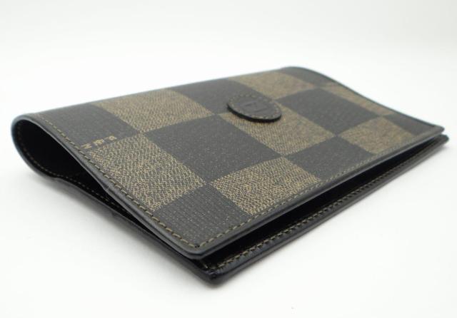 FENDI フェンディ ペカン柄 PVCキャンバス×レザー 手帳カバー マルチカバー<美品>【送料無料】 < ブランド  FENDI フェンディ ペカン柄 PVCキャンバス×レザー 手帳カバー マルチカバー<美品>【送料無料】 < ブランドの