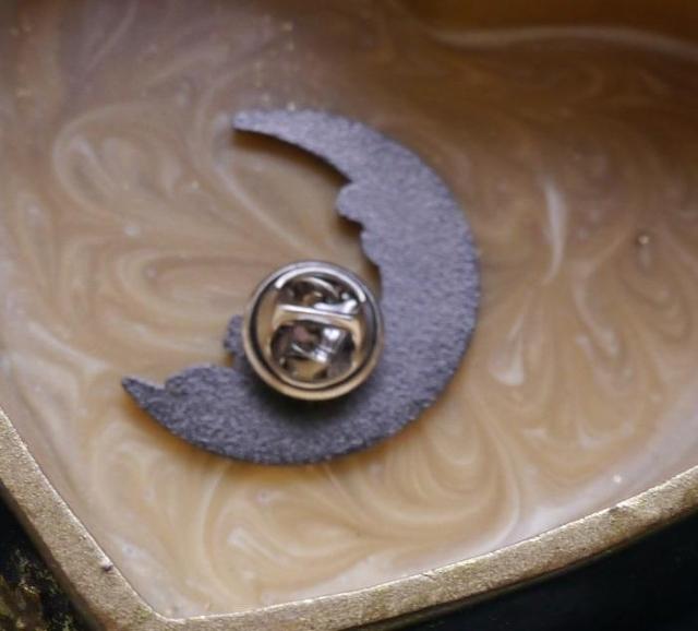 新品 星の王子さま ピンブローチ ピンバッジ ピンズ < 女性アクセサリー/時計  新品 星の王子さま ピンブローチ ピンバッジ ピンズ < 女性アクセサリー/時計の