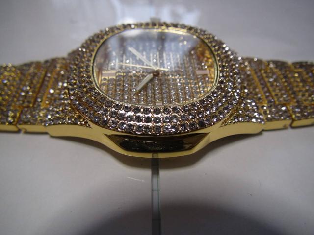 超豪華! HIPHOP ラッパー ブリング腕時計 (ゴールド)!。 < 男性アクセサリー/時計  超豪華! HIPHOP ラッパー ブリング腕時計 (ゴールド)!。 < 男性アクセサリー/時計の