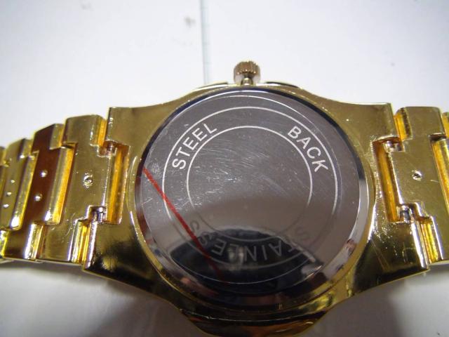 超豪華! HIPHOP ラッパー ブリング腕時計 (ゴールド)!。 < 男性アクセサリー/時計  超豪華! HIPHOP ラッパー ブリング腕時計 (ゴールド)!。 < 男性アクセサリー/時計の