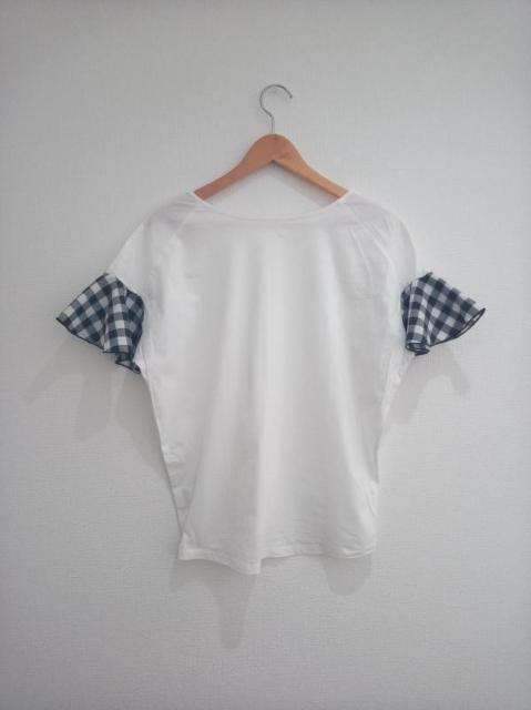 シンプリシテェ◆袖 チェックフリル ゆったり ホワイト Tシャツ < 女性ファッション  シンプリシテェ◆袖 チェックフリル ゆったり ホワイト Tシャツ < 女性ファッションの