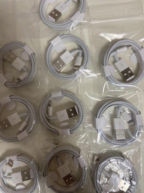 iPhone[dP[u@CgjOP[u@f[^]@10{Zbg  Ɠd/AV 