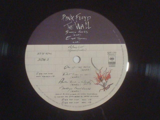 【被せ帯付2LP】ザ・ウォール(THE WALL) / ピンク・フロイド(PINK FLOYD) < CD/DVD/ビデオ  【被せ帯付2LP】ザ・ウォール(THE WALL) / ピンク・フロイド(PINK FLOYD) < CD/DVD/ビデオの