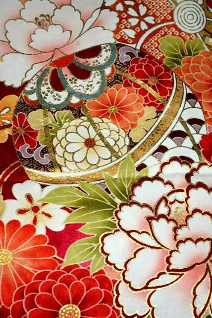 【最高峰】新品同様 暈し染め 金彩 金駒シシュウ 花尽くし 舞桜 毬 宝尽くし 振袖 身丈170cm 裄丈67cm T3474 < 女性ファッション  【最高峰】新品同様 暈し染め 金彩 金駒シシュウ 花尽くし 舞桜 毬 宝尽くし 振袖 身丈170cm 裄丈67cm T3474 < 女性ファッションの