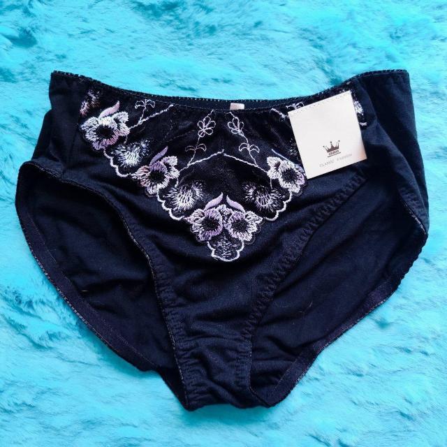 大人可愛ッ。。。ゴージャス刺繍パンティー。。。ショーツ。。。ブラック。。。 < 女性ファッション  大人可愛ッ。。。ゴージャス刺繍パンティー。。。ショーツ。。。ブラック。。。  < 女性ファッションの