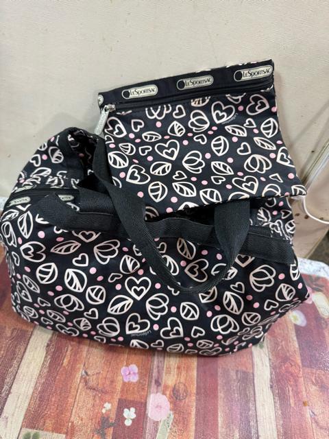 ӂ߂āLeSportsacg[gobNE|[`E~jg[gEꁚ4_܂Ƃߔ1000~X^[g