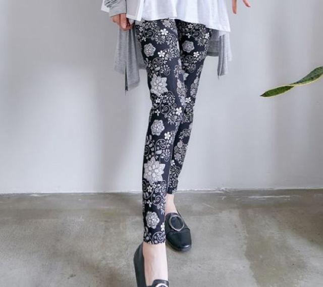 送料無料 レディース 和の花柄 プリント レギンス パンツ 花柄 ブラック レギパン < 女性ファッション  送料無料 レディース 和の花柄 プリント レギンス パンツ 花柄 ブラック レギパン  < 女性ファッションの